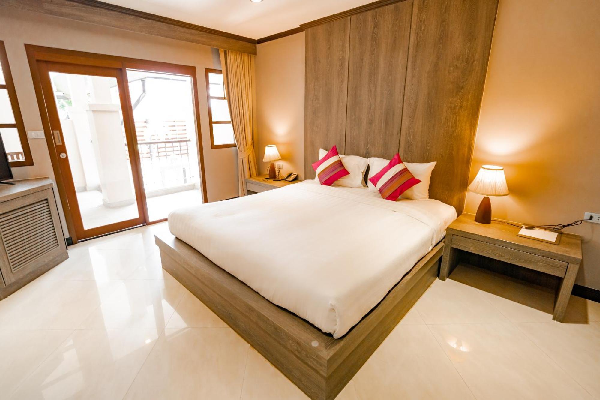 Naiya Buree Boutique Resort Nai Harn Exterior foto